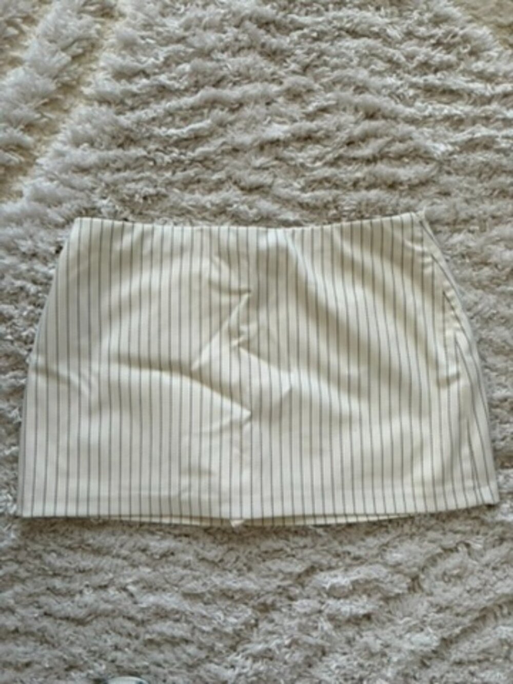 The A&F Scarlett Mid Rise Mini Skort